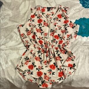 Floral Sleeveless Blouse